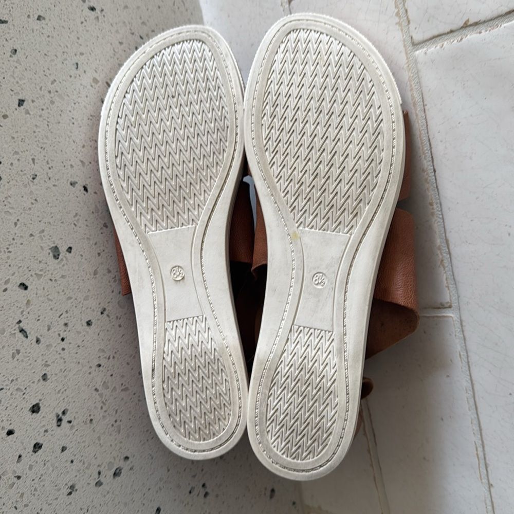 Eileen Fisher Sport Tumbled Leather Sneaker Sandal in Honey - Picture 14 of 15